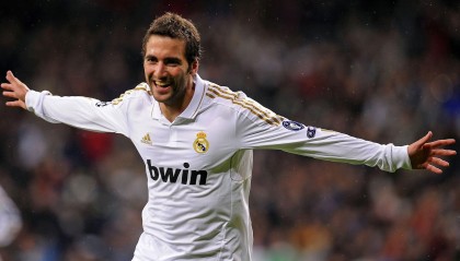 kaiyun网站-冰壶巡回赛：冷静裁判的策略对决，冰壶裁判法