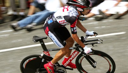 开云入口-经典瞬间：封盖、三分、抢断精彩合集！，封盖图片